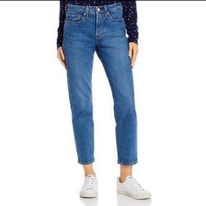 Levi’s Wedgie Straight Leg Mid Wash Cotton Denim Jeans Sz 25